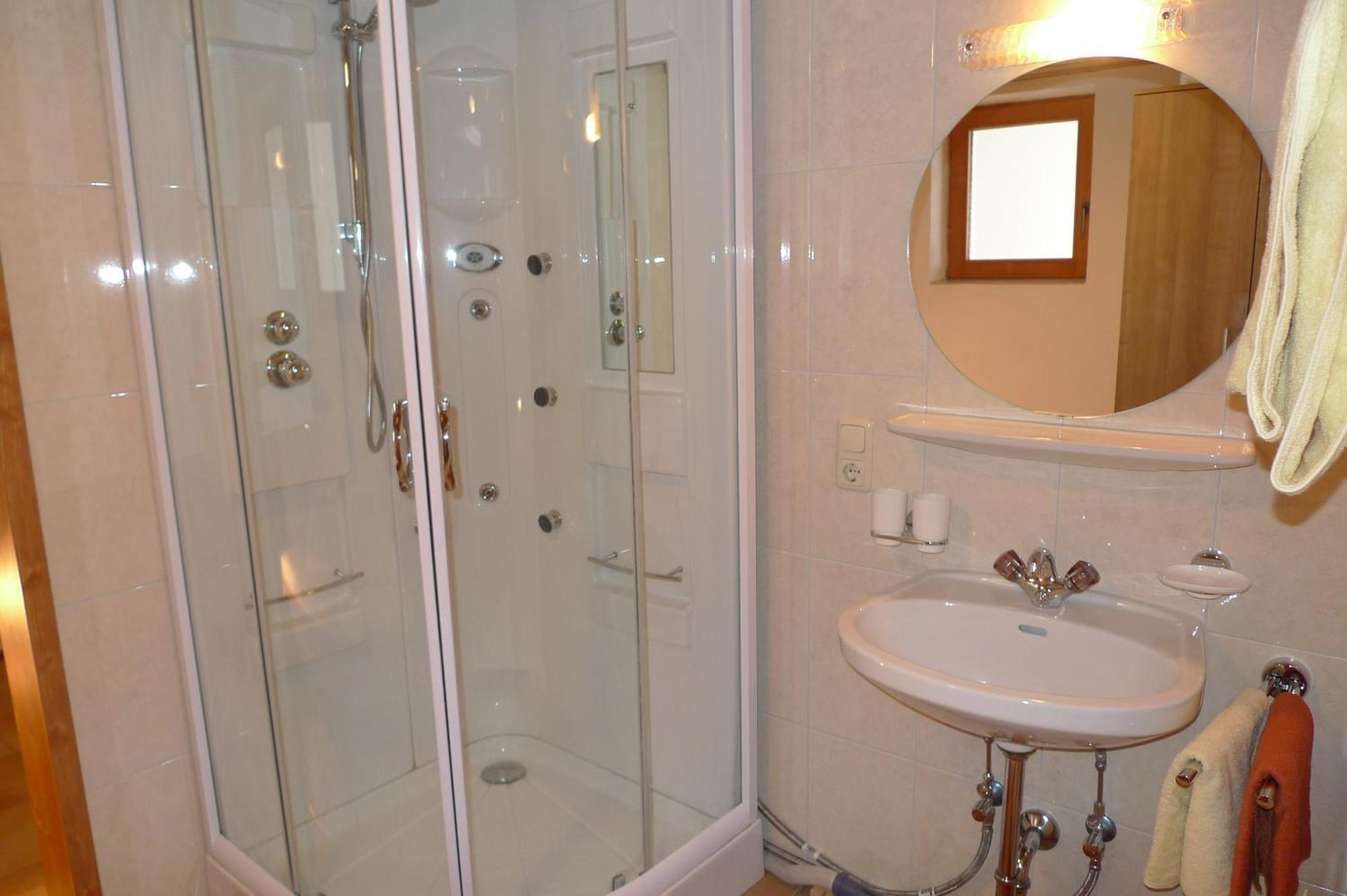 Single Apartment Martlerhof Тукс Екстериор снимка